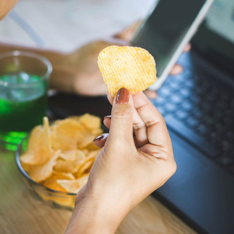 Choose snacks that are good for your body and energy levels - Nutri Intact